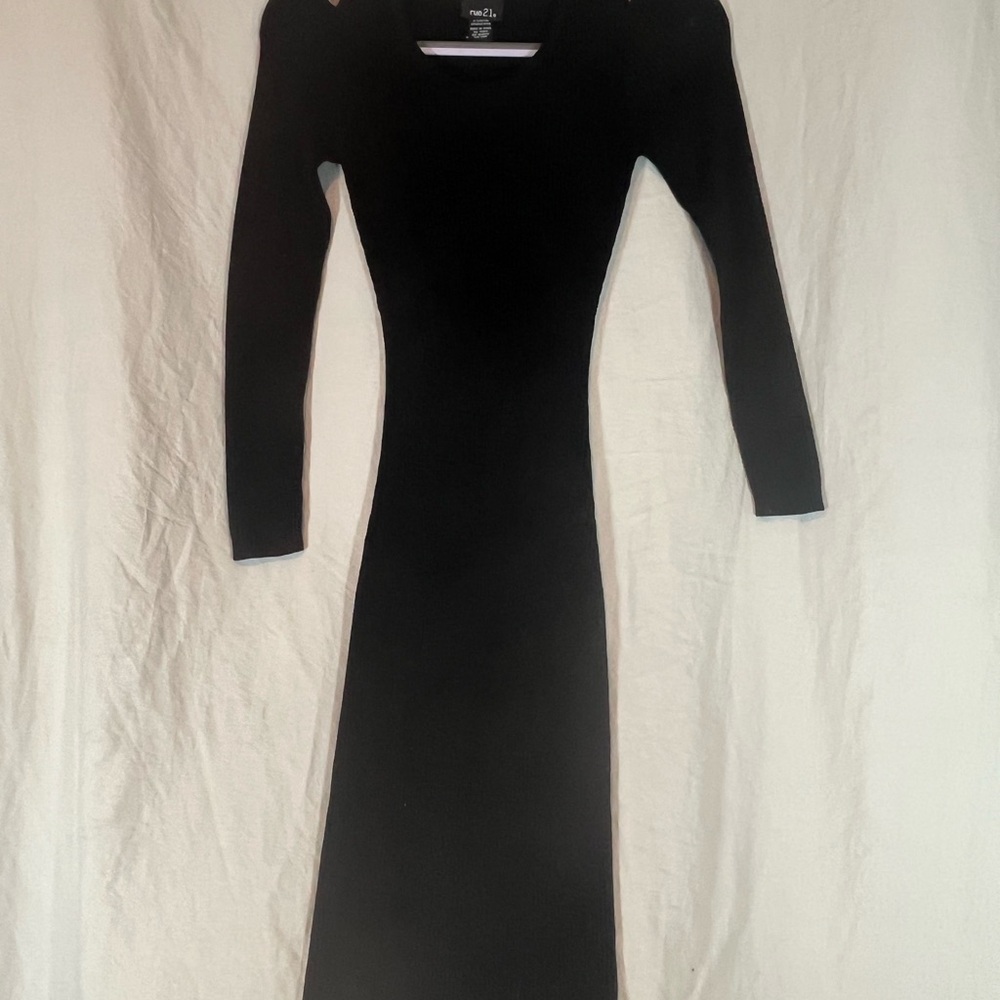 Rue21 Classic Black‎ Long Sleeve Dress